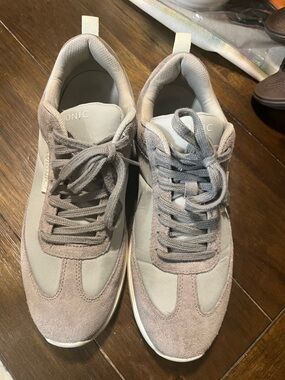 Vionic Women Gray Suede & Textile Sneakers 10